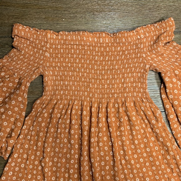 Stunning Boutique Dress size Medium - Picture 6 of 9